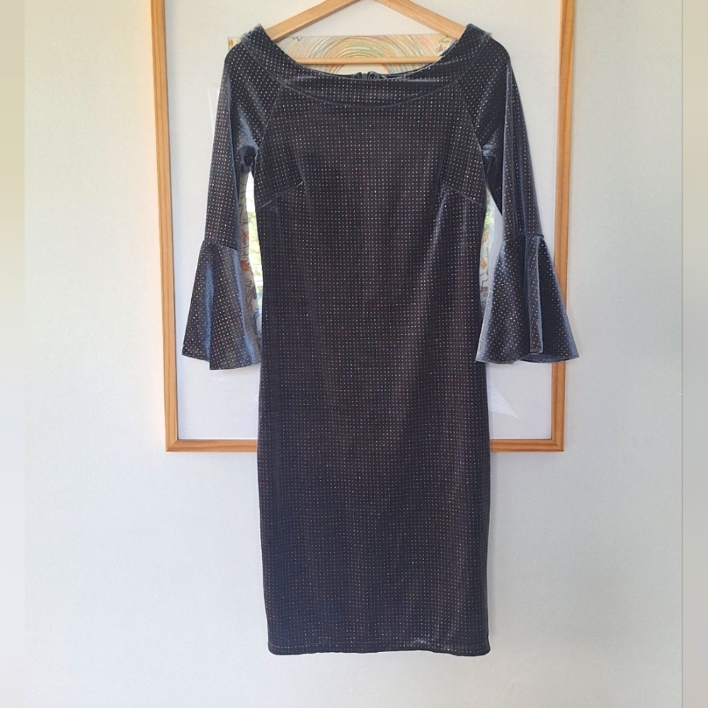City Goddess London Velvet Shimmer Dress